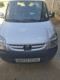 voitures-peugeot-partner-2013-origin-el-kseur-bejaia-algerie