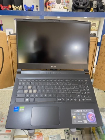 MSI KATANA 15 B13V CPU I7-13620H RAM 32GO SSD 1TO ECRAN 15.6 2.5k 165HZ GPU RTX 4070 08 GO NEUF