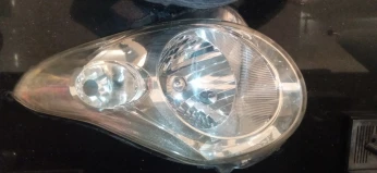 Feu phare avant gauche Suzuki Celerio