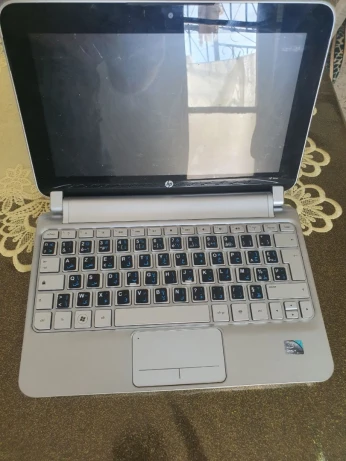 HP Mini 210-2100