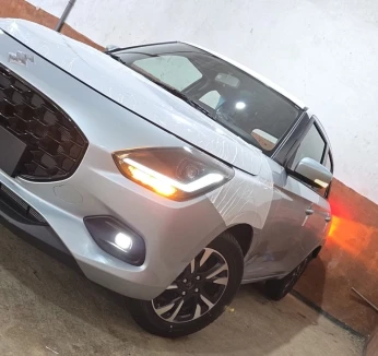Suzuki Swift 2025 GLX