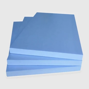 modélisation et design sur matériaux tendres (mousses, plastiques, bois).