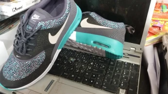Training NIKE air max THEA original