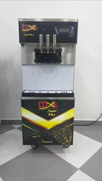 Machine à creme galcée