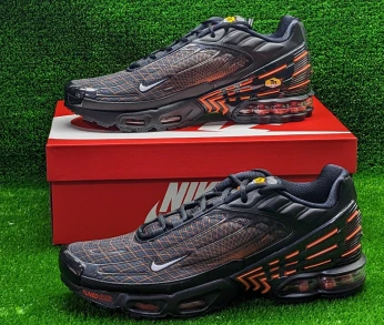Nike Tn Air Max Plus 3 - Ref FB3352-001 - Original اصلية - Pointure 46 / 30 Centimètre