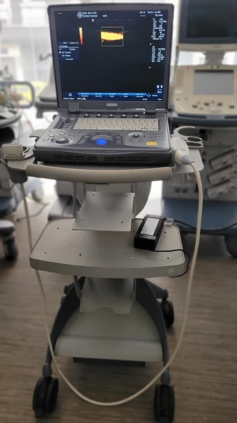 Echographe GE logiq E