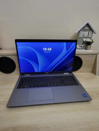 DELL PRECISION 3561 INTEL 11TH GEN i7-11850H | NVIDIA T600 4GB | 32GB RAM | 1To SSD | Workstation