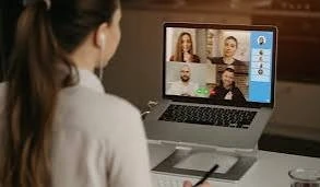 Online English Speaking Sessions حصص التحدث باللغة النجليزية عبر الواتساب