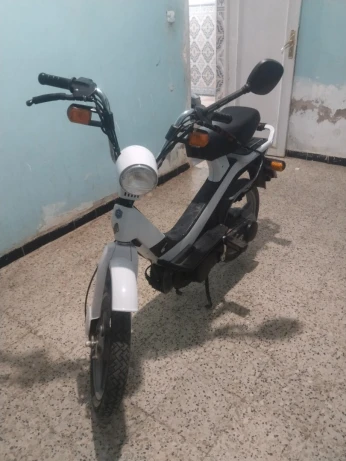 Piaggio Piaggio 2024
