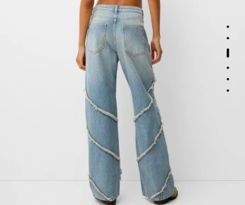 Nouveau Jean bershka a la mode avec coutures