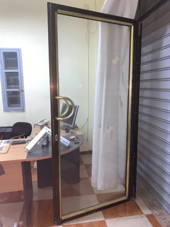 Ateliers de menuiserie aluminium et PVC , Fabrication & Pose sur mesure