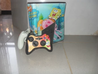 xbox 360 slime + 13 jeux inclus