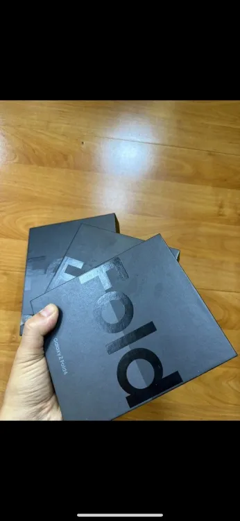 Z fold 4 256 gb Z fold 4 256 gb