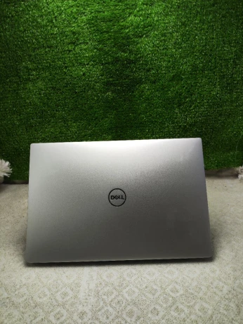 DELL XPS 13 9380 I7 8565U 08GO RAM 256GO SSD 14" FHD INTEL UHD GRAPHICS