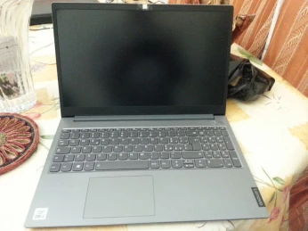 Laptop Lenovo Thinkbook 15,6 pouces- i3-10th Ram16Gb Disq 512Go SSD/ UHD 8G