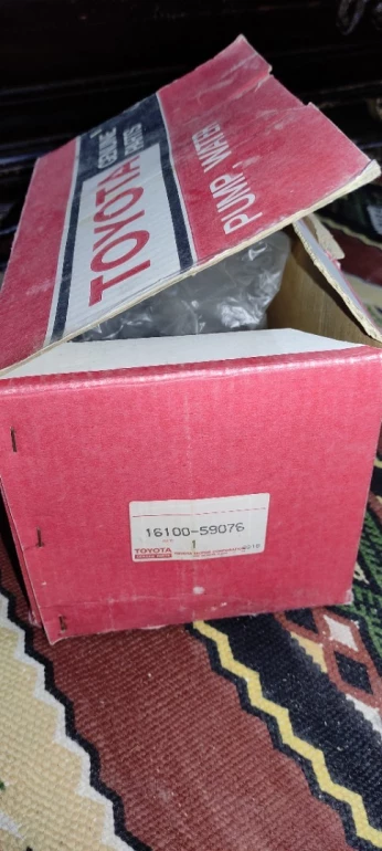 Vente pompe a eau Toyota Dyna bu 65/80