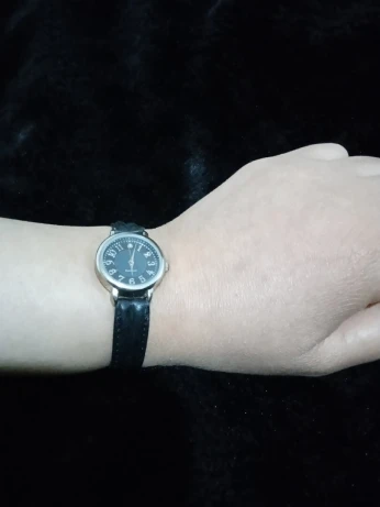 Montre femme mq diamant originale