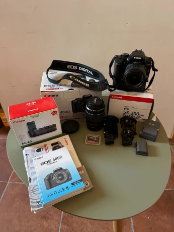 Canon EOS 400 D grip battery, 2 objectifs