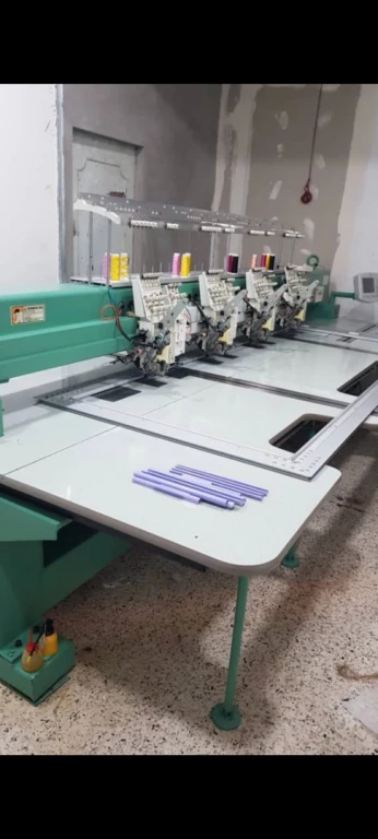 MACHINE A BRODÉ ÉLECTRONIQUE