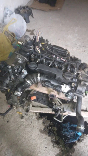 A vendre moteur partner tepee 1.6 hdi 110ch