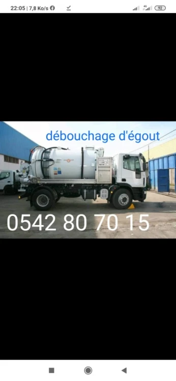 Travaux d'assainissement debouchage curage des canalisations.