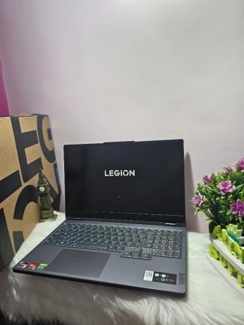Lenovo Legion 5 Ryzen 7 6900H & RTX 3070Ti ( 2TB SSD/32GB DDR5)