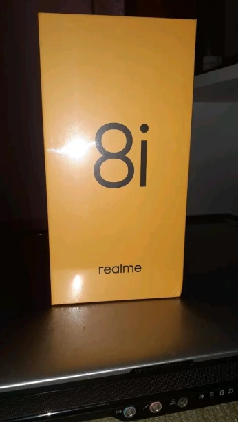 Realmi Realmi 8i