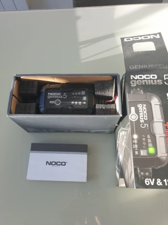 Chargeur batterie noco genius 5