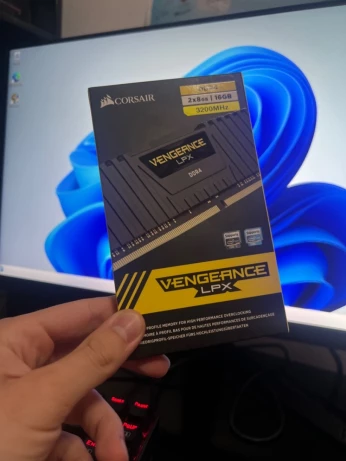 16gb Corsair Vengeance LPX DDR4 3200mhz