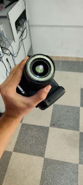 Camera Canon 700d comme neuf