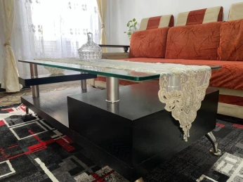 table salon