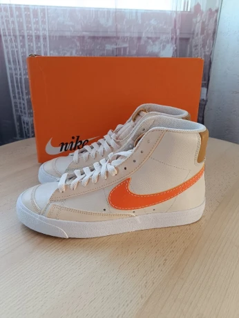 Nike blazer mid 77