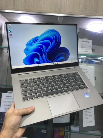 HP ZBOOK G8 Station travail i7 11eme 1TB/32GB RTX A3000