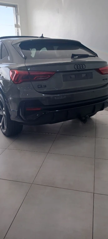 Audi Q3 2022 S Line