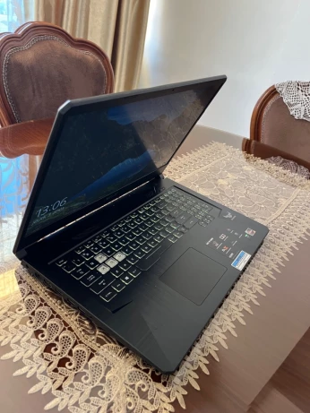 Asus tuf FX705DT-ES53