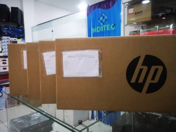 HP i5 11eme genration 8gb ram /1 tb hdd 15.6"