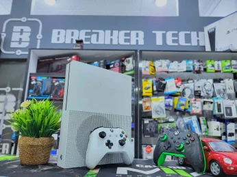XBOX ONE S 1000 GO + 1 MANETTE PDP + 1 MOIS GAME PASS