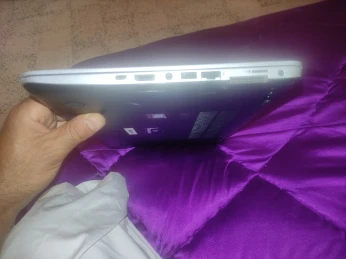 Elitbbok 2.5 GHz 8 RAM i5