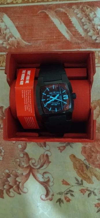 Diesel All-Gender Cliffhanger Watch DZ2000 ساعة ديزل