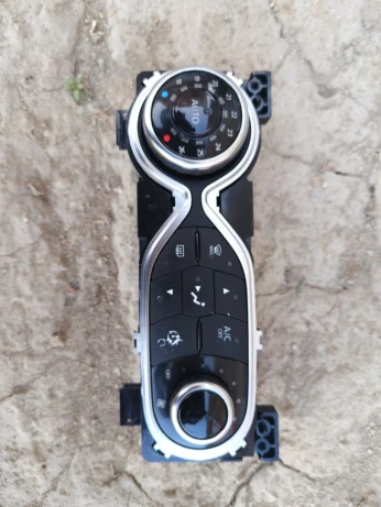 Commande automatique climatiseur Renault