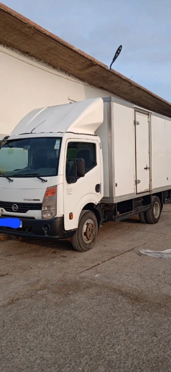 Nissan Capstar