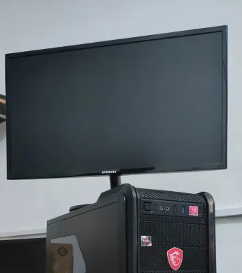 ECRAN SAMSUNG 24 POUCE 75 HZ HDMI+VGA