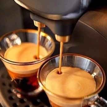 Cafetière a capsule Philips et Nespresso inissia