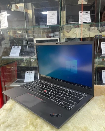 Lenovo Thinkpad X1 Carbon Gen 8 i5 10 gen 16 Gb ram 512 Gb ssd intel UHD Tactil etat 10/10 neuf