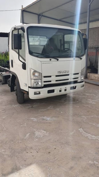 Isuzu ISUZU NPR 71 2023 2023