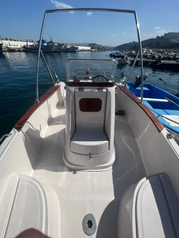Bateau de plaisance 7