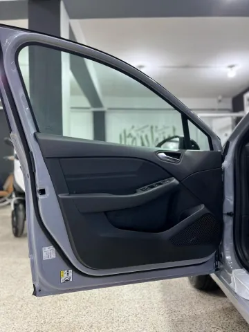 Renault Clio 2025 ALPINE 3
