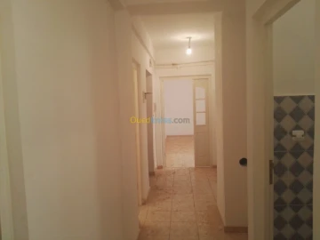 Location Appartement F4 Annaba Annaba 9