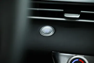 Hyundai Elantra 2025 36