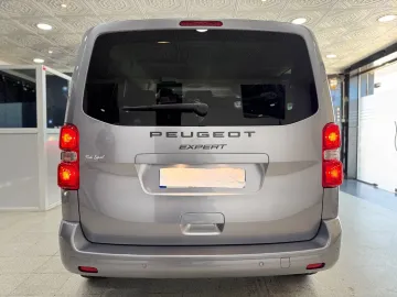Peugeot Traveller Expert 2025 9